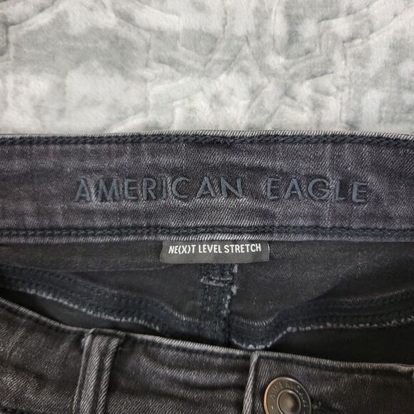 American Eagle Shorts Womens 6 Black Hi Rise Shortie Distressed Denim Cut Off - Picture 3 of 9